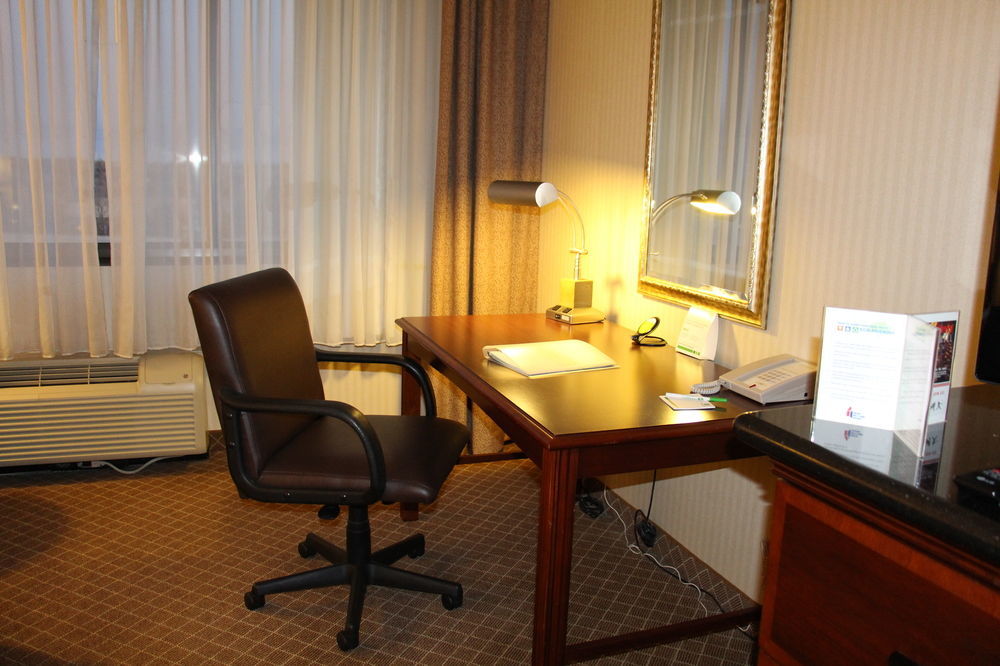 Holiday Inn Denver Lakewood By Ihg Экстерьер фото